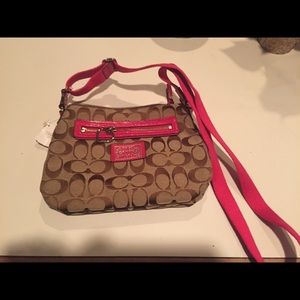 Coach Daisy Signature Khaki Raspberry F48755